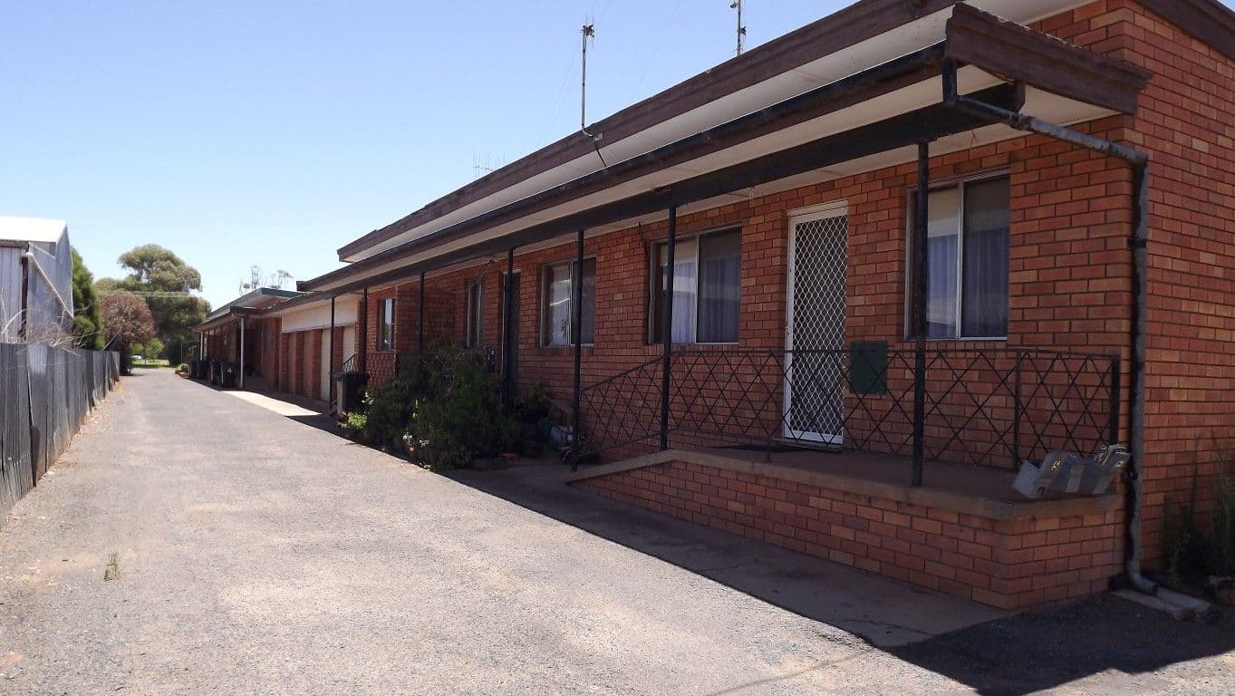 9 Harding Avenue, CONDOBOLIN NSW 2877, Condobolin - Thumbnail 3