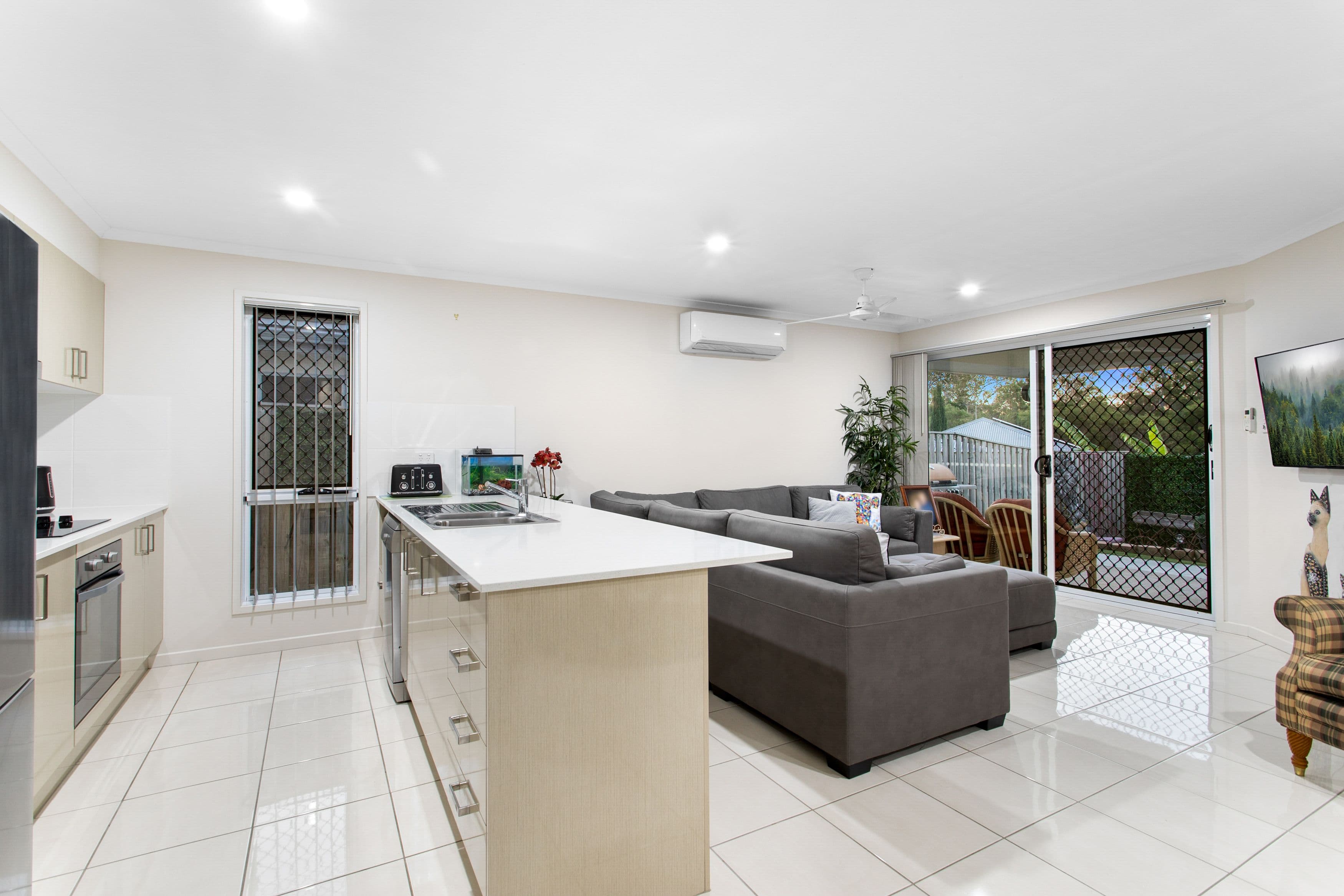 11 Japoon Street, North Lakes QLD 4509, North Lakes - Thumbnail 3