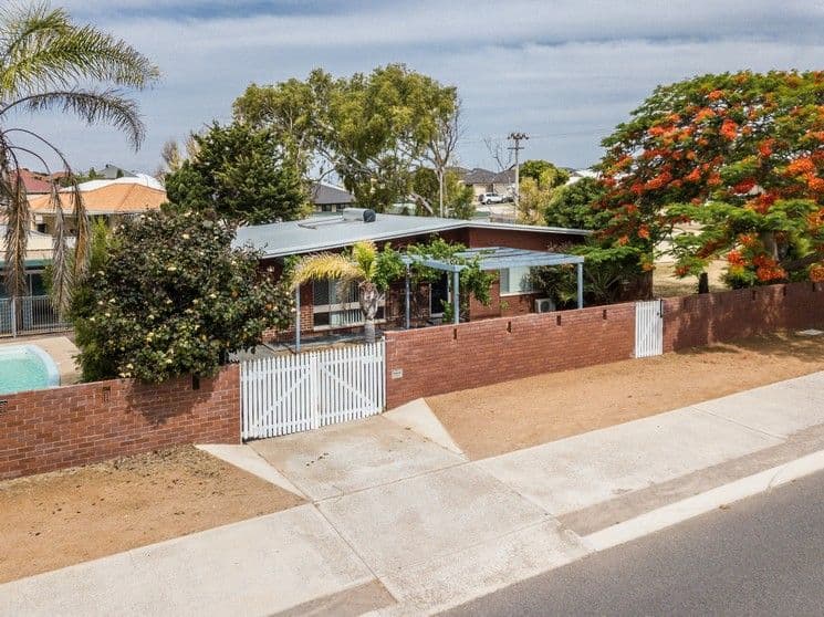 1 Forden Street, Mount Tarcoola WA 6530, Mount Tarcoola - Thumbnail 2