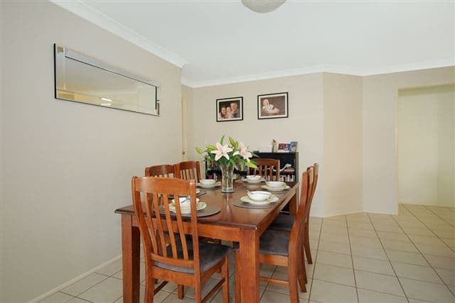 19 Holt Street, MIDDLE RIDGE QLD 4350, Middle Ridge - Thumbnail 4