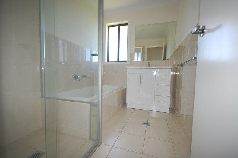 47 Gillmartin Drive, GRIFFITH NSW 2680, Griffith - Thumbnail 6
