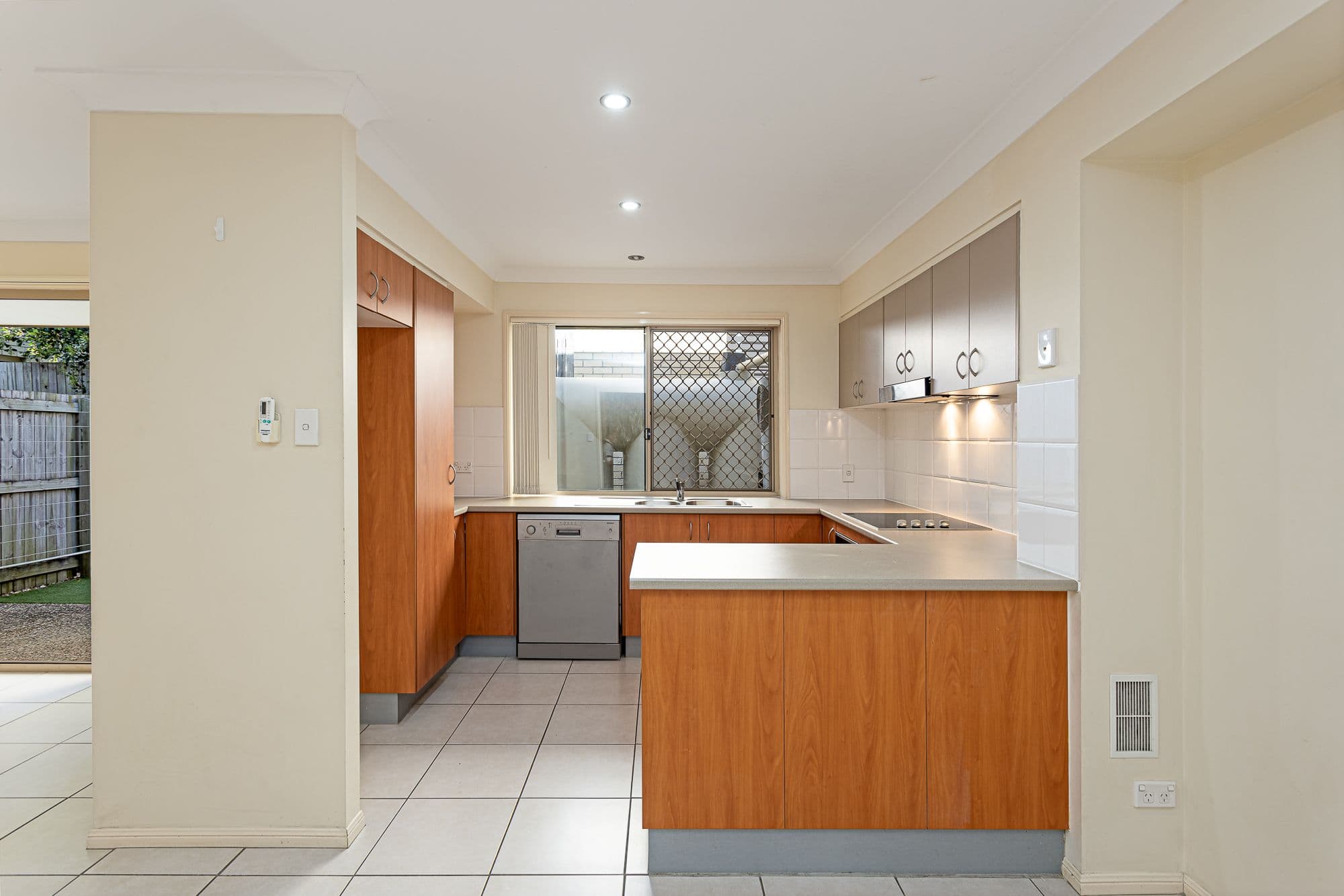 439 Elizabeth Avenue, Kippa-Ring QLD 4021, Kippa-Ring - Thumbnail 5