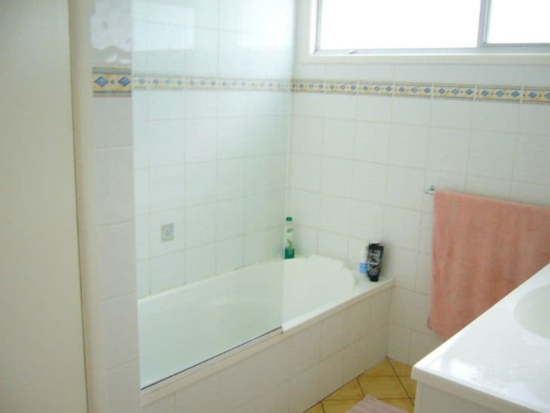 348 Duthie Avenue, FRENCHVILLE QLD 4701, Frenchville - Thumbnail 7