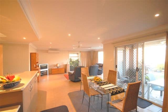9  Barambah Street, GLENVALE QLD 4350, Glenvale - Thumbnail 3