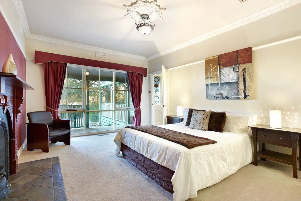 8 Churchill Avenue, CHADSTONE VIC 3148, Chadstone - Thumbnail 2