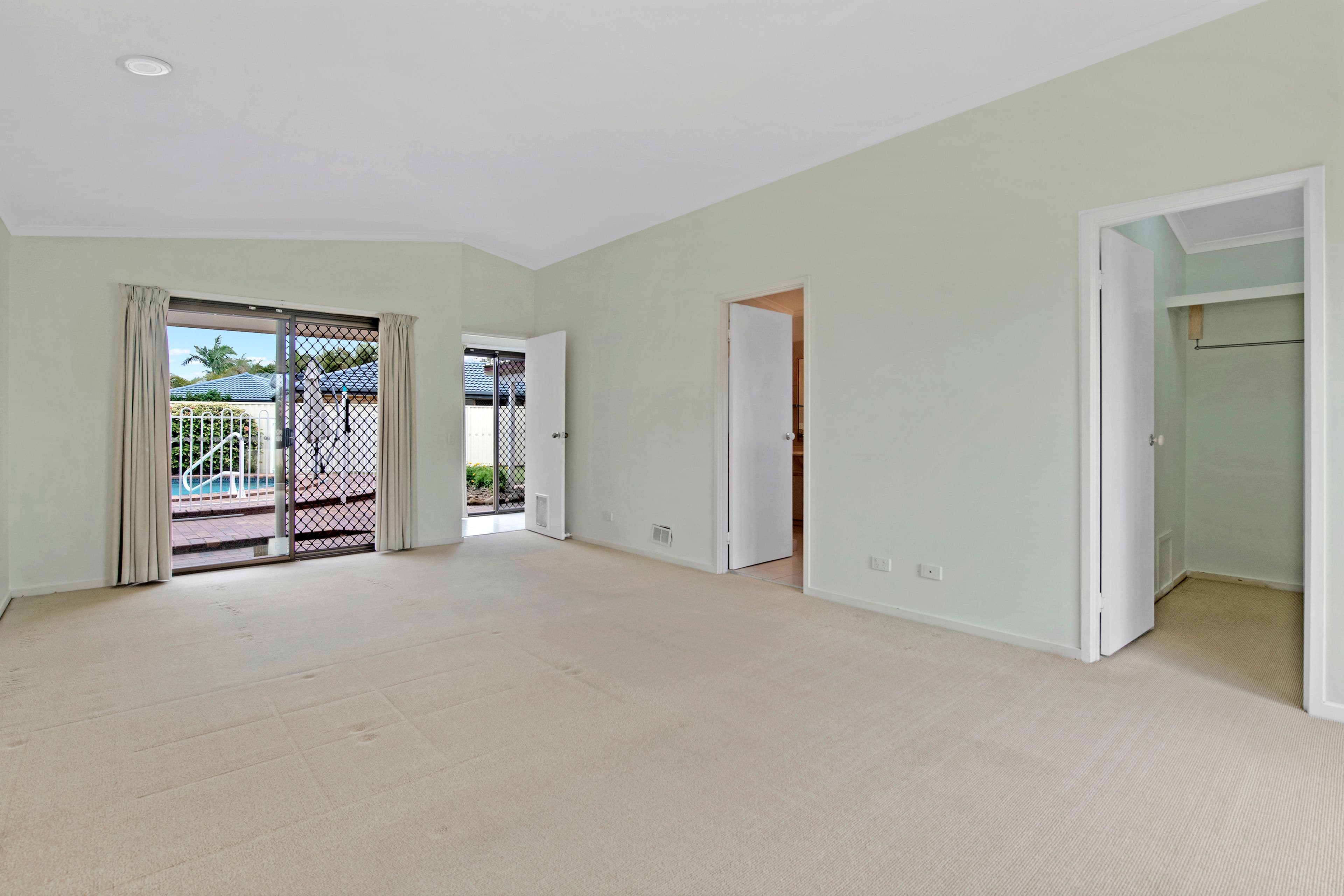 1 Portobello Drive, Mermaid Waters QLD 4218, Mermaid Waters - Thumbnail 7