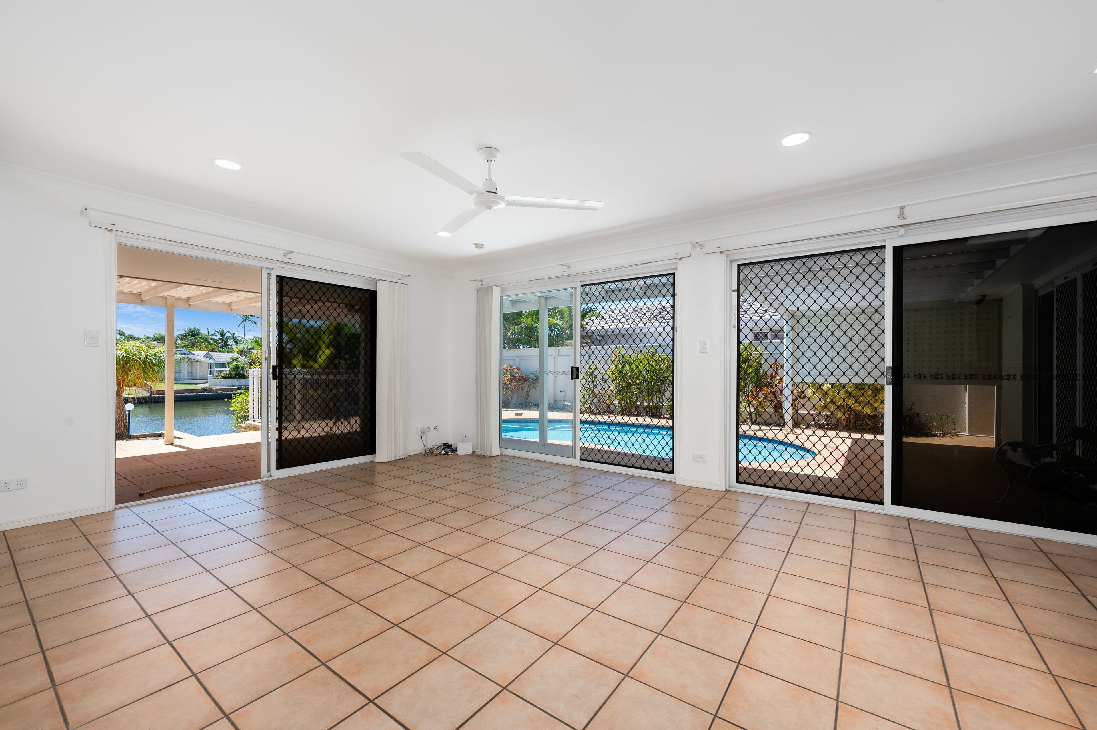 87 Pebble Beach Drive, Runaway Bay QLD 4216, Runaway Bay - Thumbnail 6