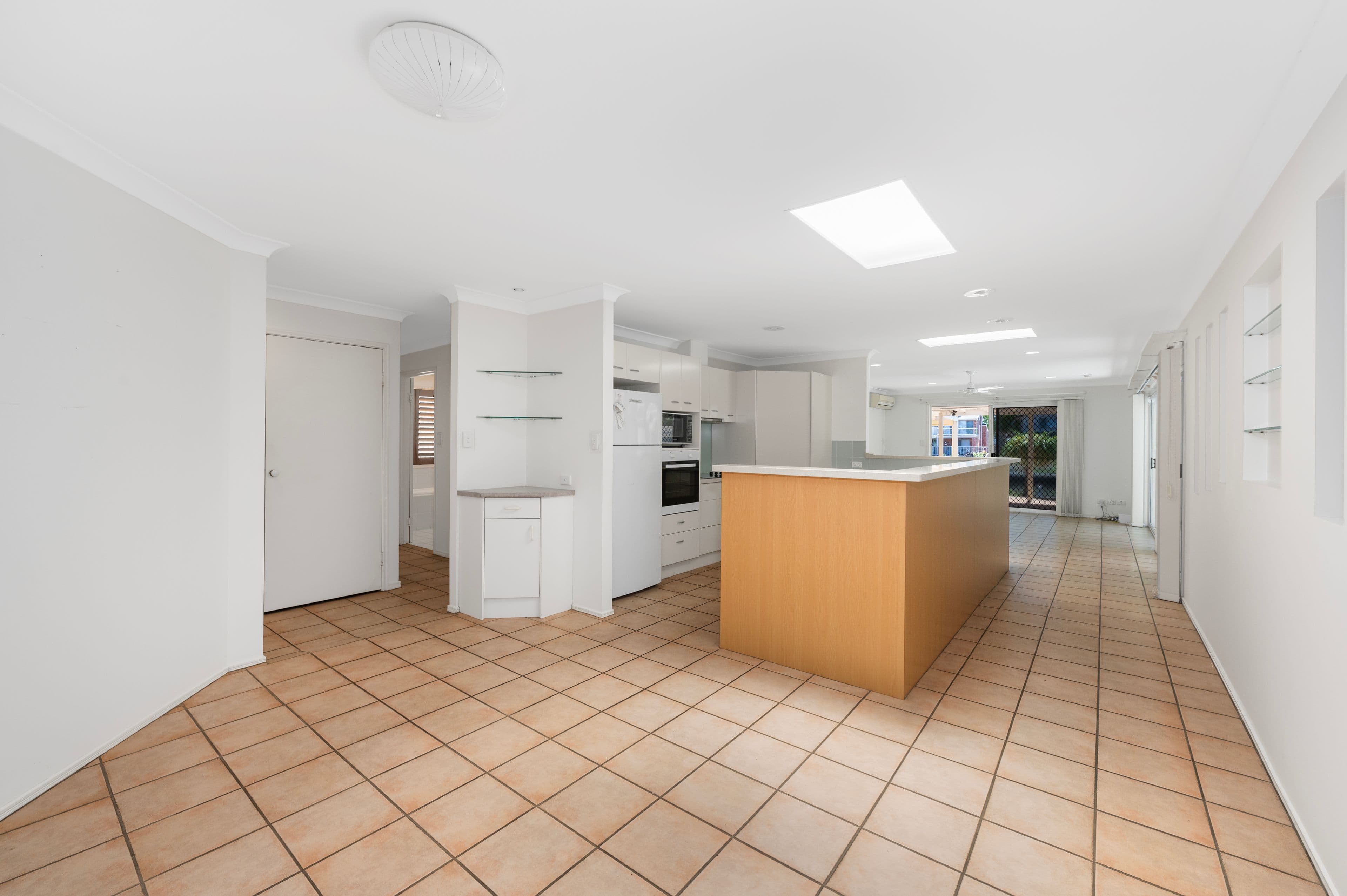 87 Pebble Beach Drive, Runaway Bay QLD 4216, Runaway Bay - Thumbnail 8