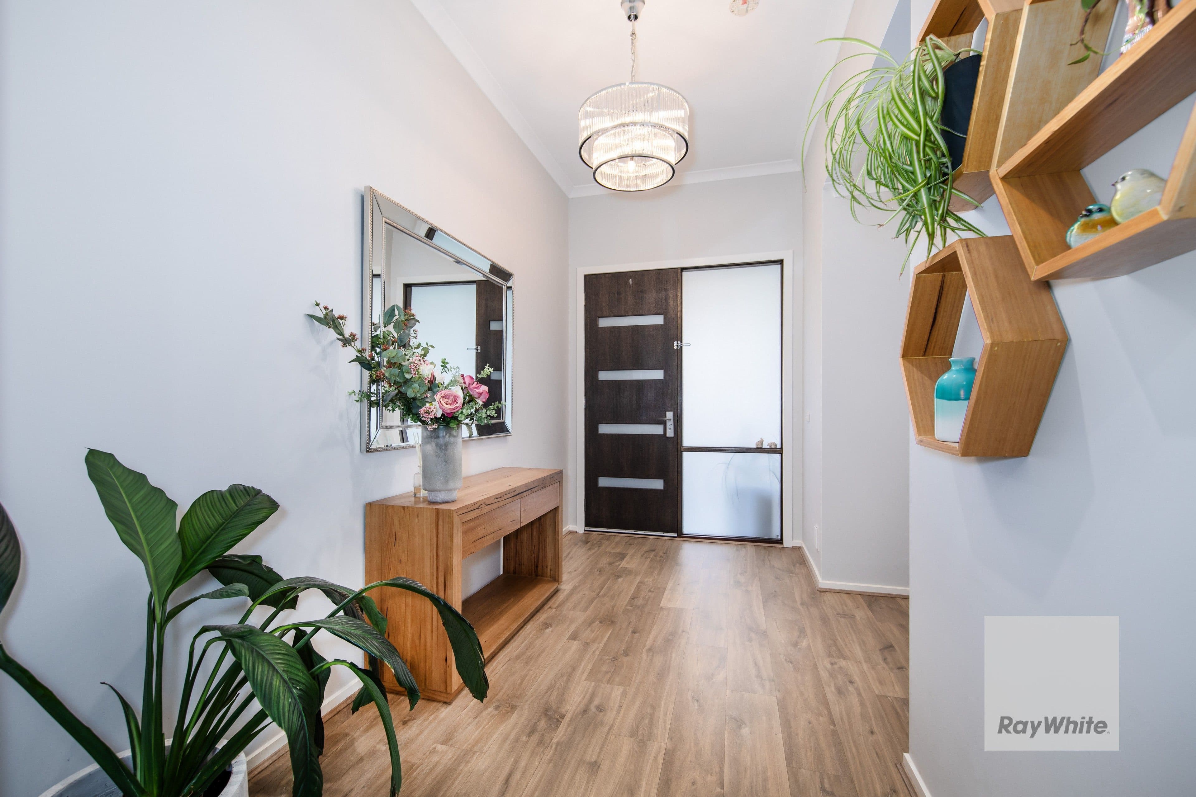 16 Ferneley View, AINTREE VIC 3336, Aintree - Thumbnail 2