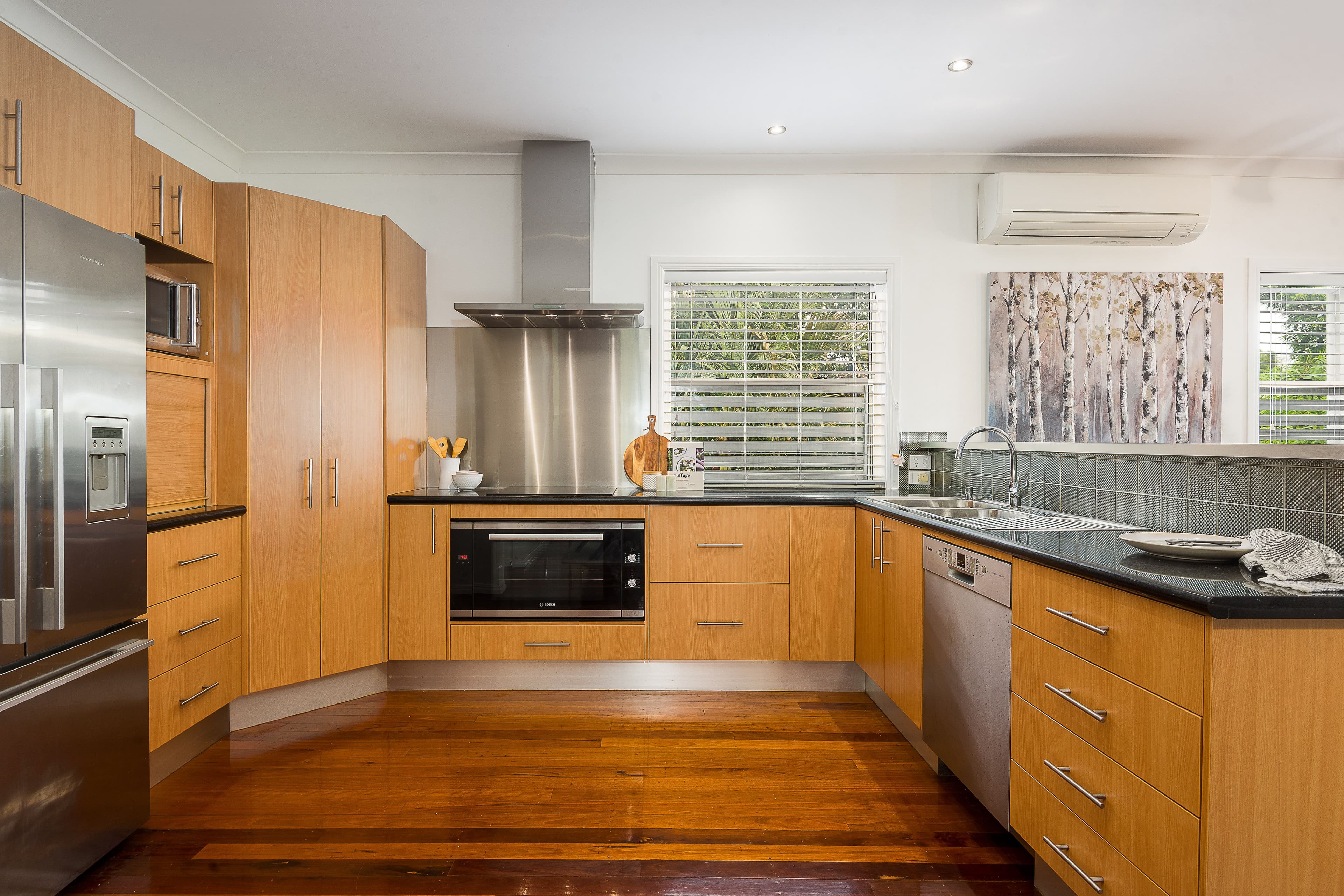 4 Uhlmann Street, Hawthorne QLD 4171, Hawthorne - Thumbnail 6