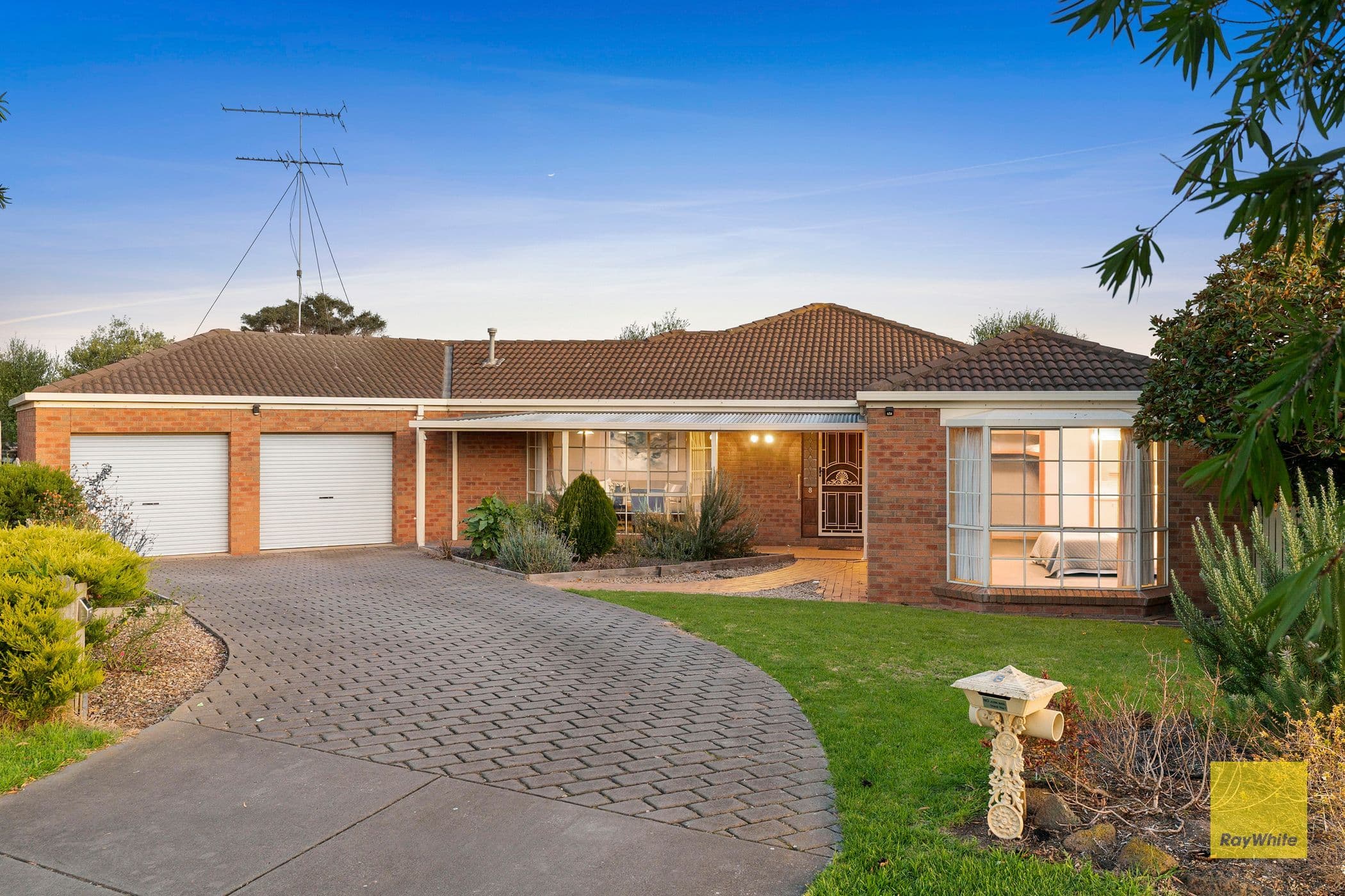 8 Binbrook Court, Highton VIC 3216, Highton - Image 1
