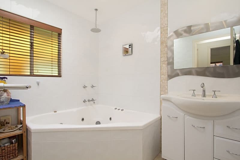 34 Hall Drive, MURWILLUMBAH NSW 2484, Murwillumbah - Thumbnail 7