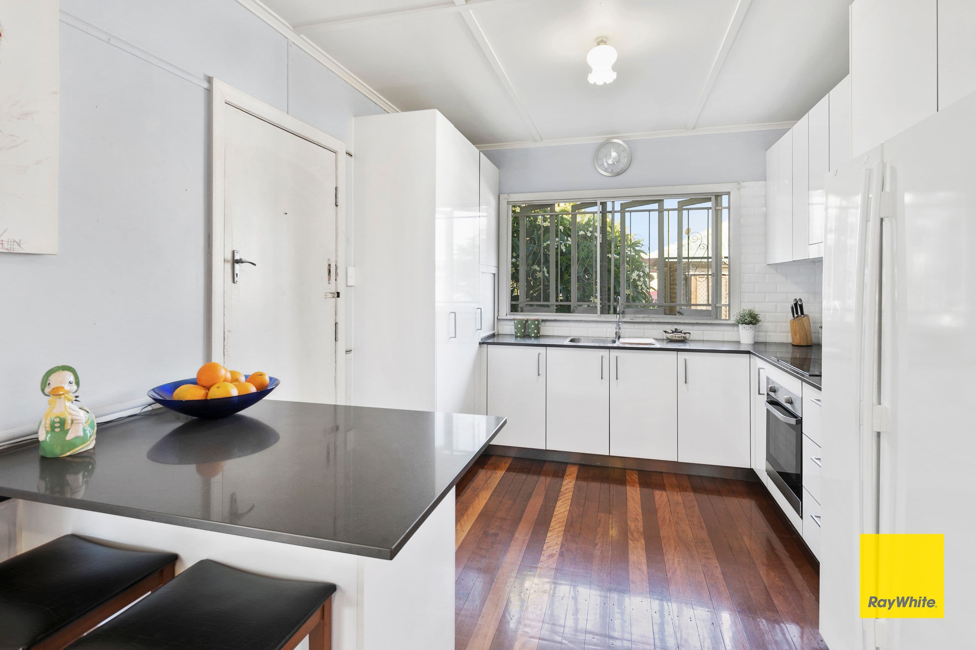 48 Melbourne Avenue, Camp Hill QLD 4152, Camp Hill - Thumbnail 6