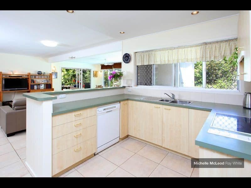 40 Gleneagle Street, KENMORE QLD 4069, Kenmore - Thumbnail 4