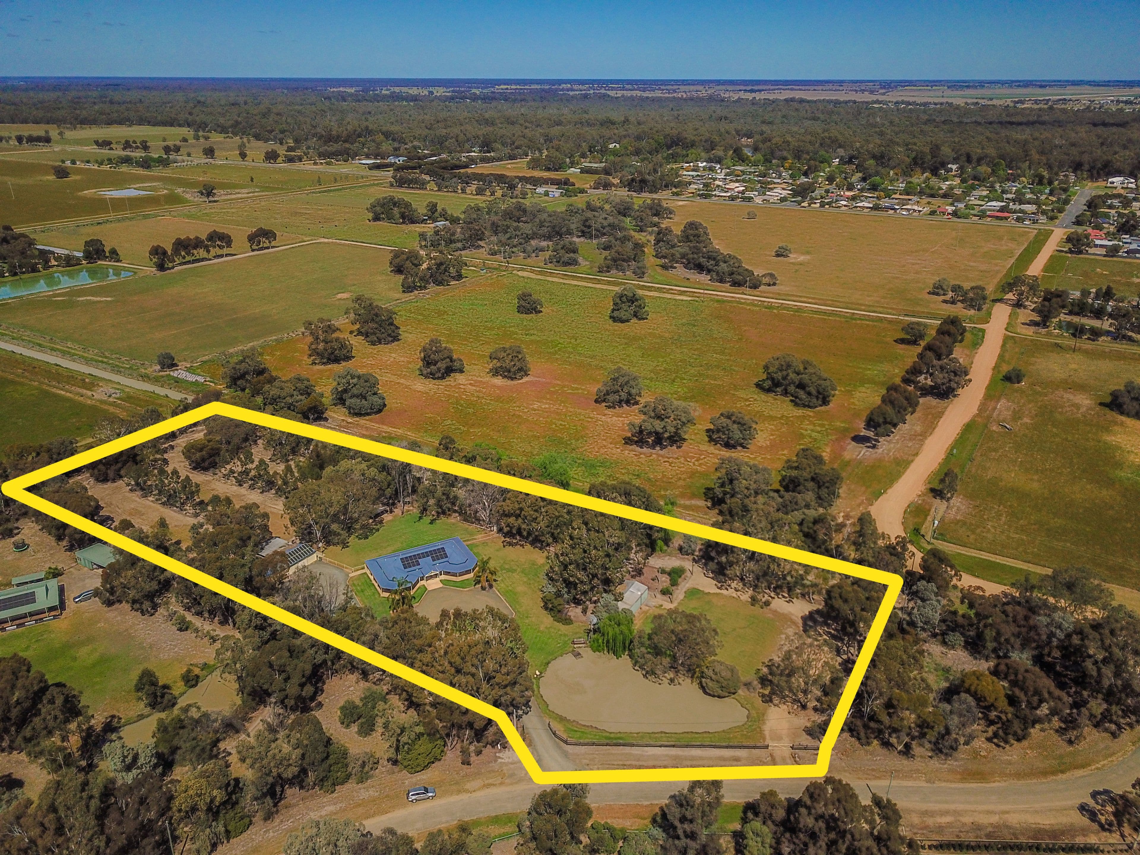 10 Billabong Place, Deniliquin NSW 2710, Deniliquin - Image 1