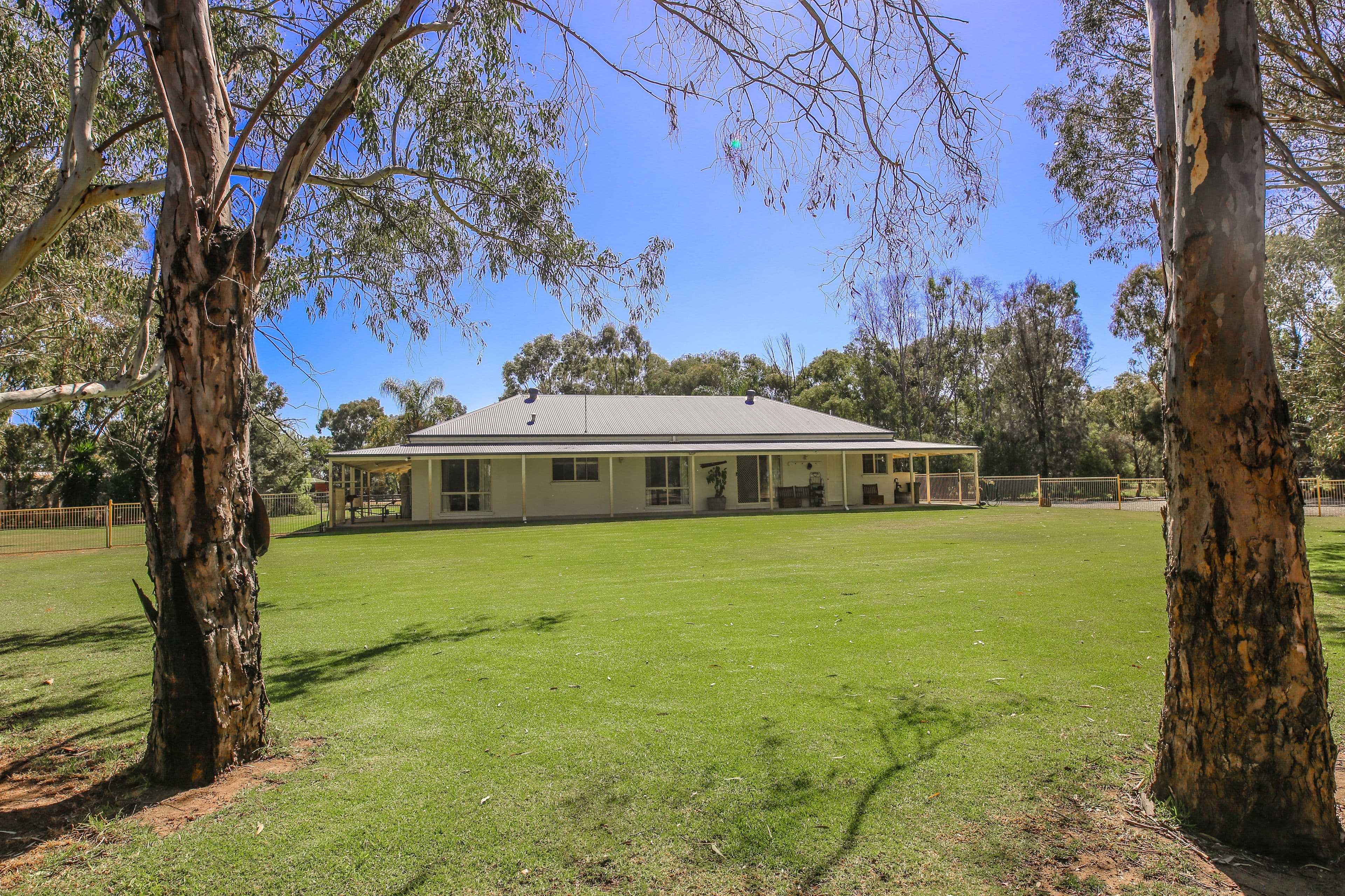 10 Billabong Place, Deniliquin NSW 2710, Deniliquin - Thumbnail 3