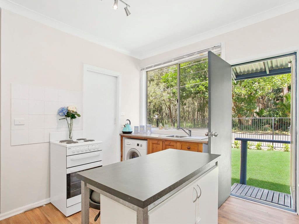 79 Scarborough Street, Bundeena - Thumbnail 4