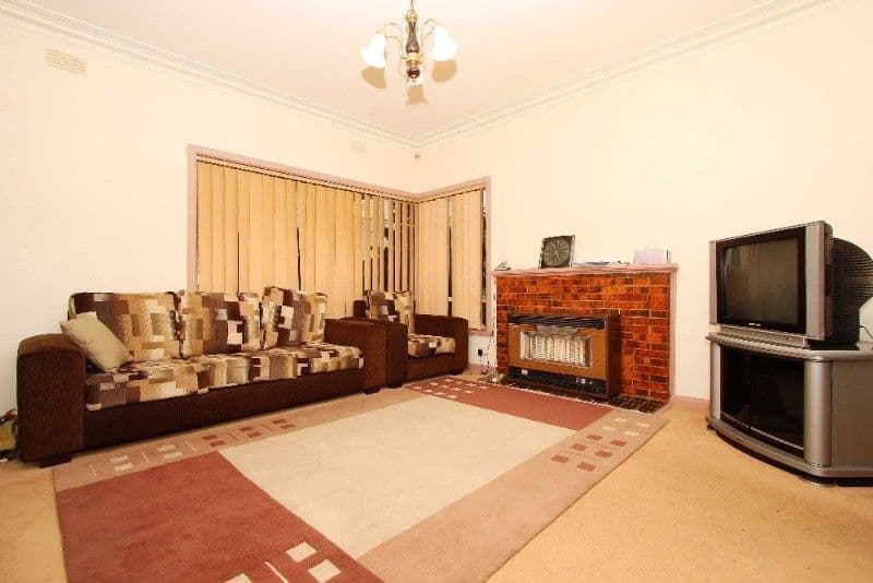 49 Elliot Street, RESERVOIR VIC 3073, Reservoir - Thumbnail 3