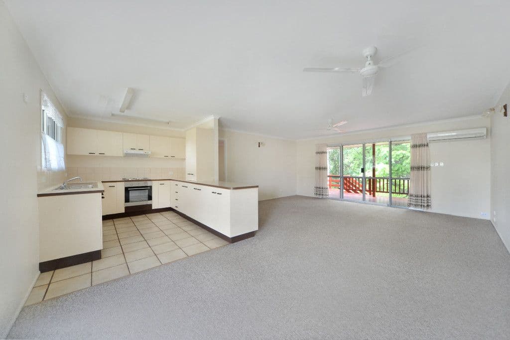 27 Moonlight Drive, Jubilee Pocket QLD 4802, Jubilee Pocket - Thumbnail 4