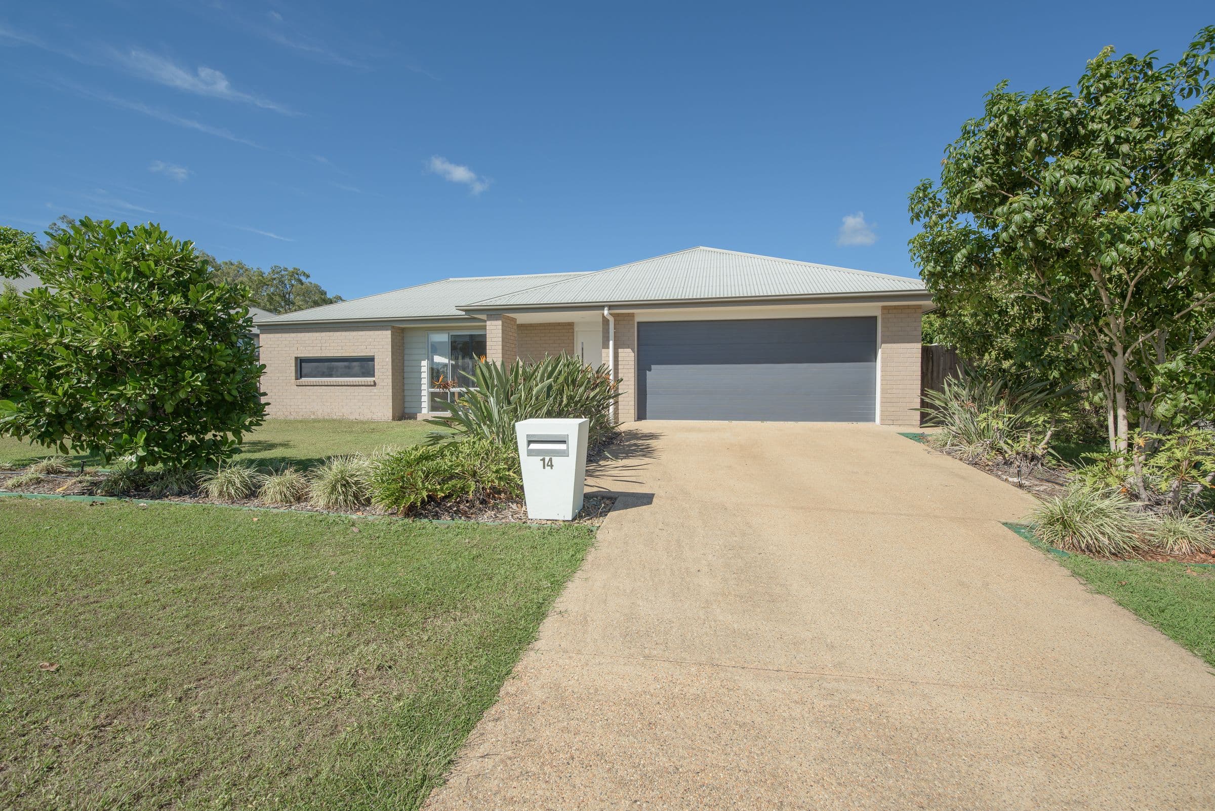 14 Florey Place, Kirkwood QLD 4680, Kirkwood - Thumbnail 2