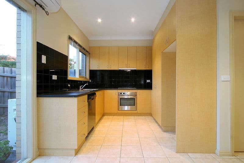 646  Warrigal Road, OAKLEIGH SOUTH VIC 3167, Oakleigh South - Thumbnail 3