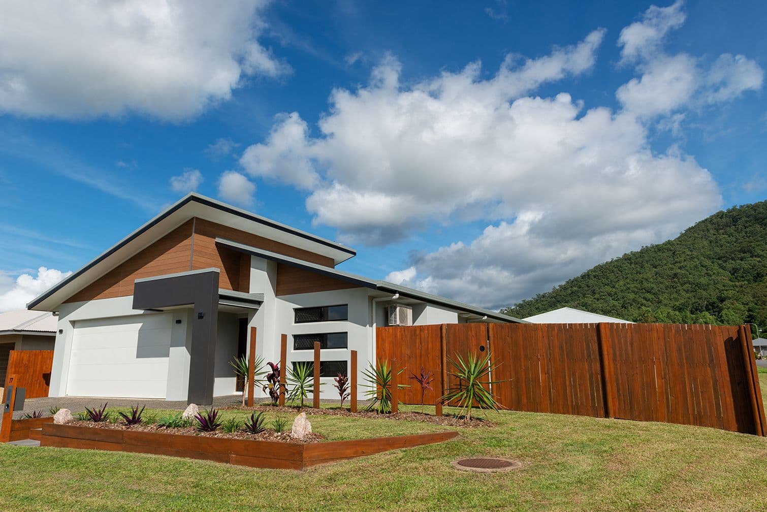 17 Goessling Street, Gordonvale QLD 4865, Gordonvale - Thumbnail 2
