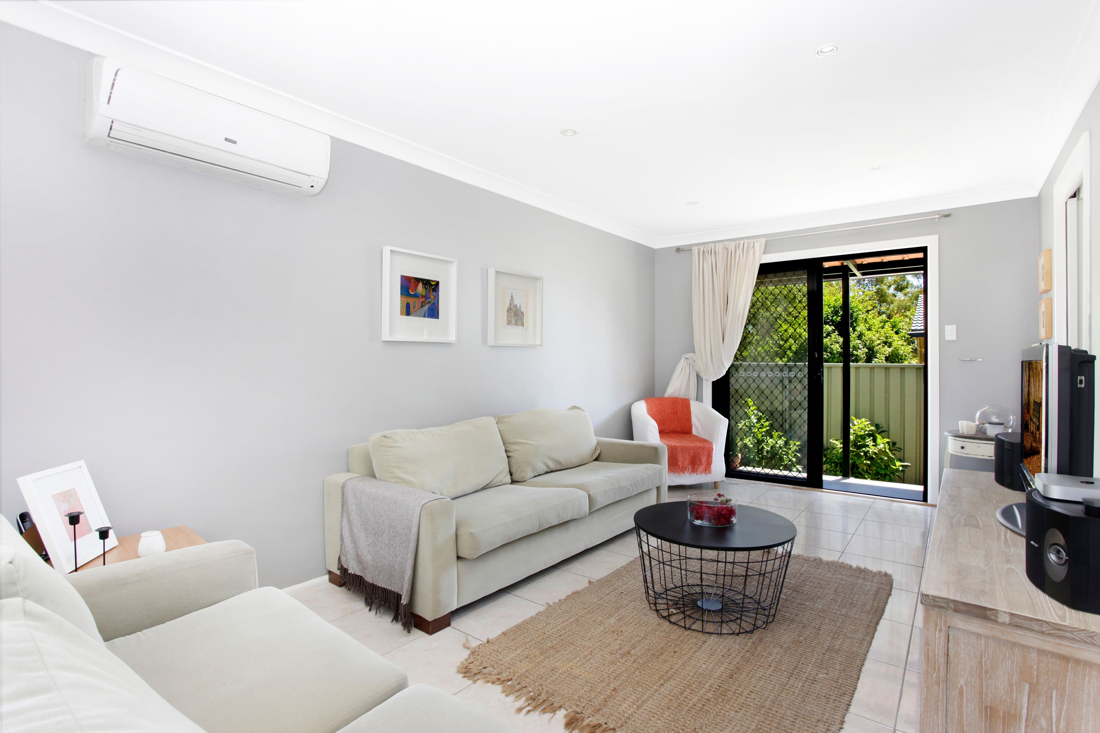 26 Comberford Close, Prairiewood - Thumbnail 2