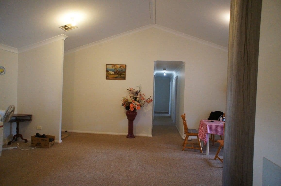 9 Adams Avenue, CONDOBOLIN NSW 2877, Condobolin - Thumbnail 3
