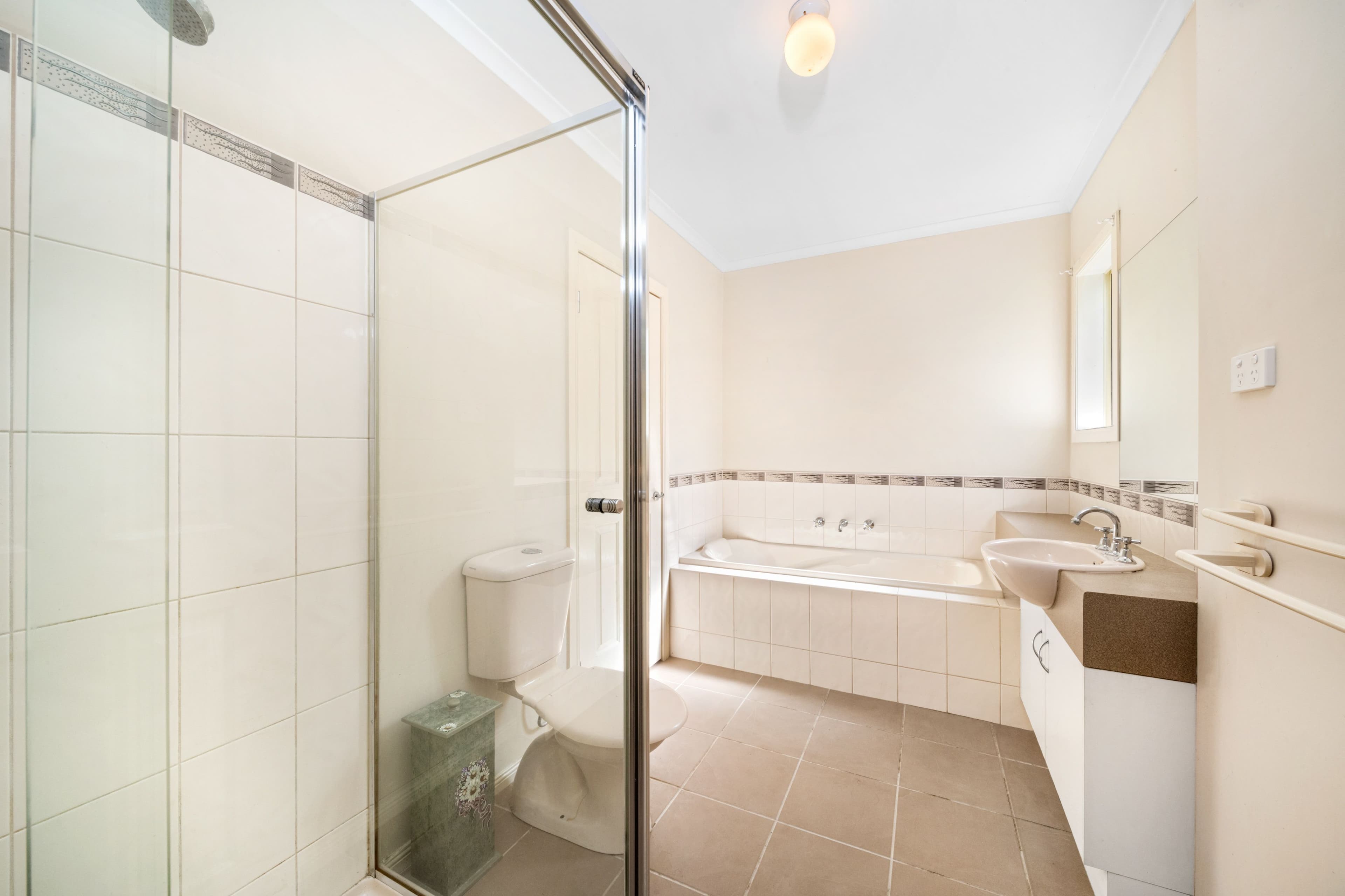 3 Laceby Court, Corio VIC 3214, Corio - Thumbnail 7