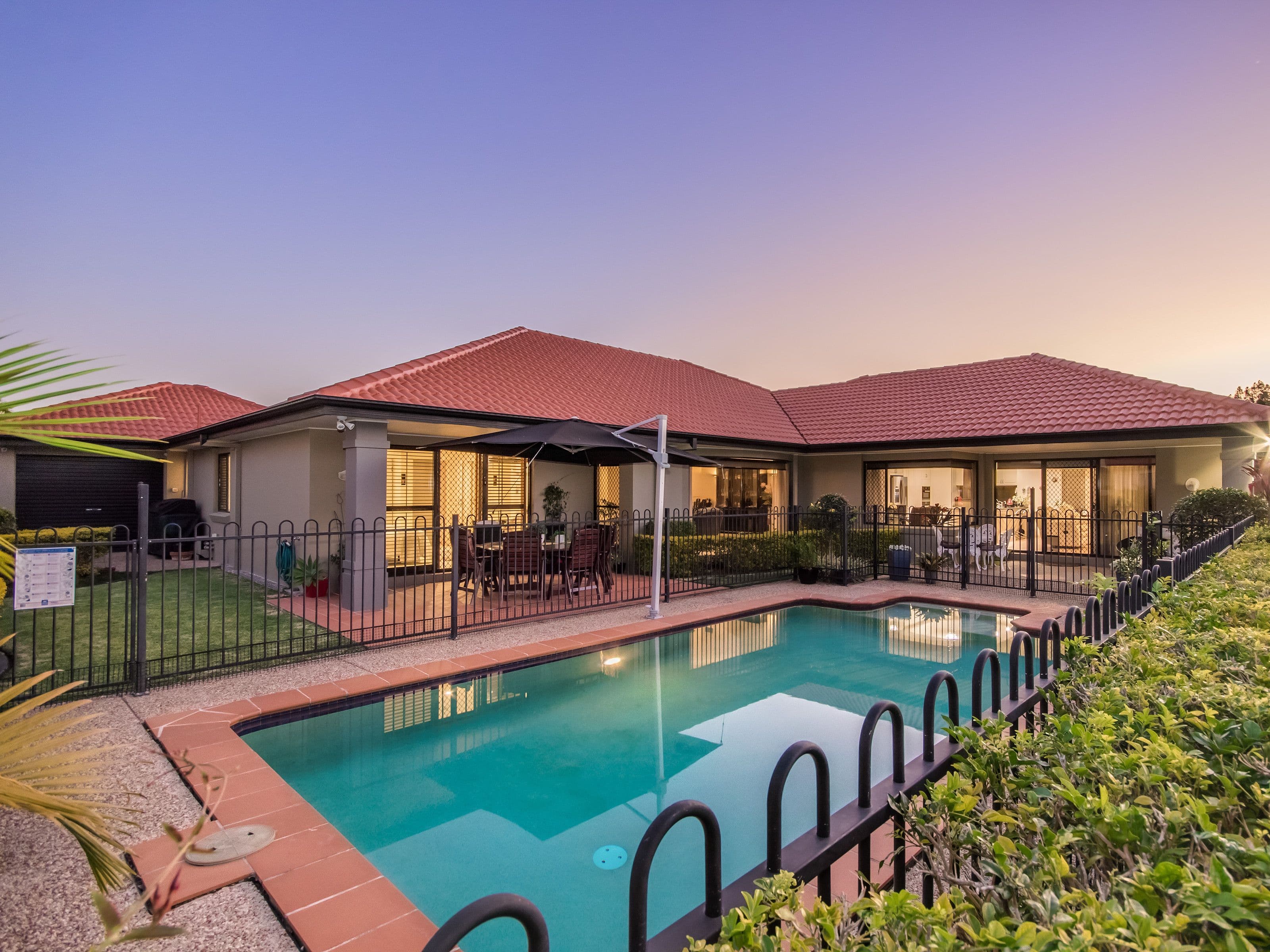 178 Palm Meadows Drive, Carrara QLD 4211, Carrara - Thumbnail 2