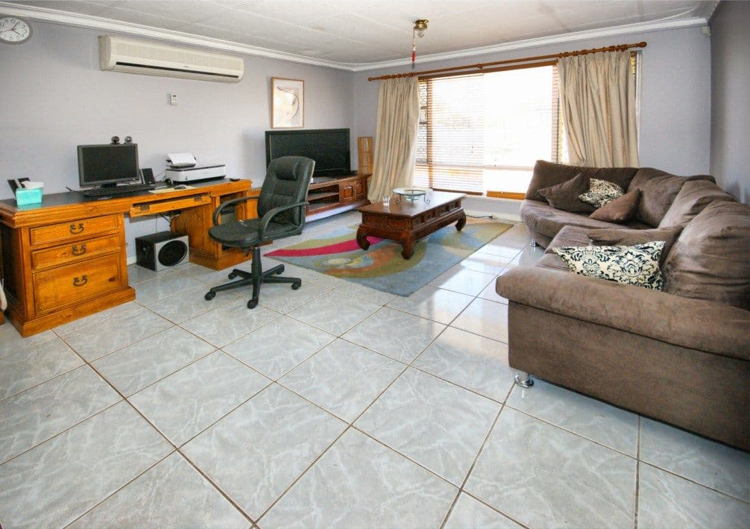 2a Dallington Crescent, BALGA WA 6061, Balga - Image 1