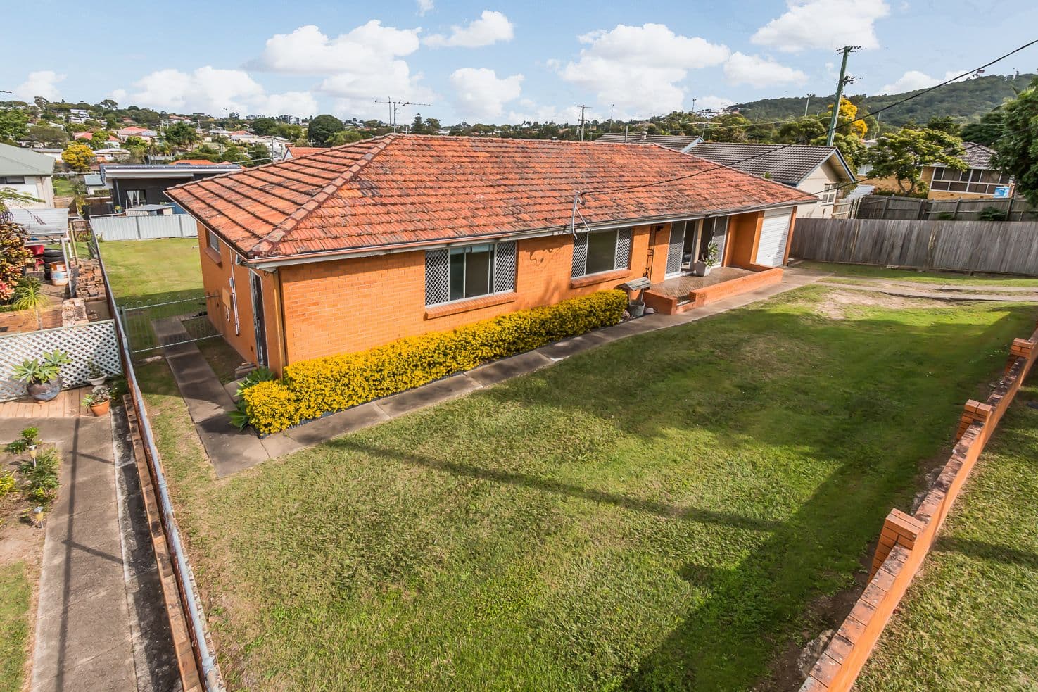 115 Broadwater Road, Mount Gravatt East QLD 4122, Upper Mount Gravatt - Thumbnail 2
