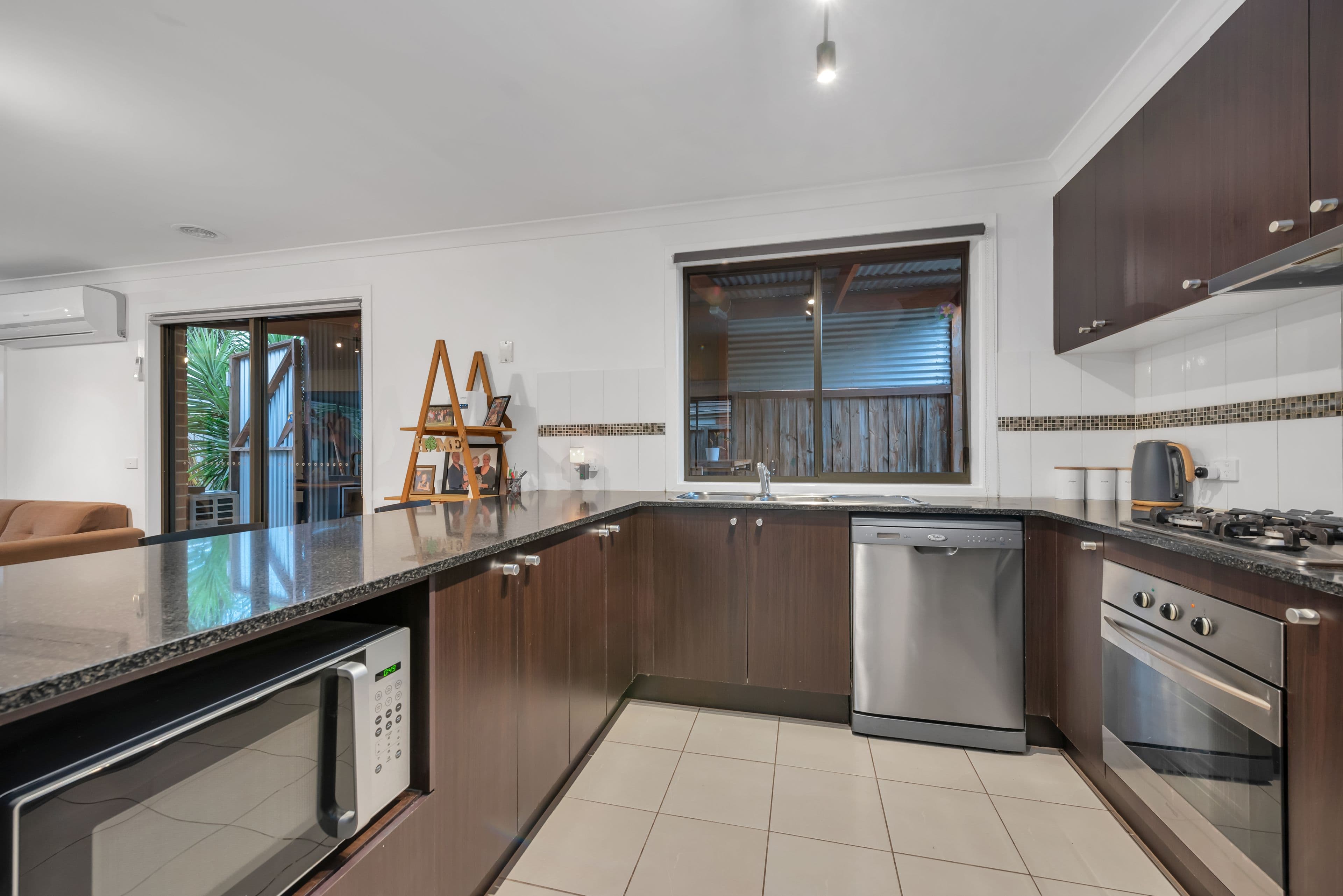13 Rockford Street, Pakenham VIC 3810, Pakenham - Thumbnail 2