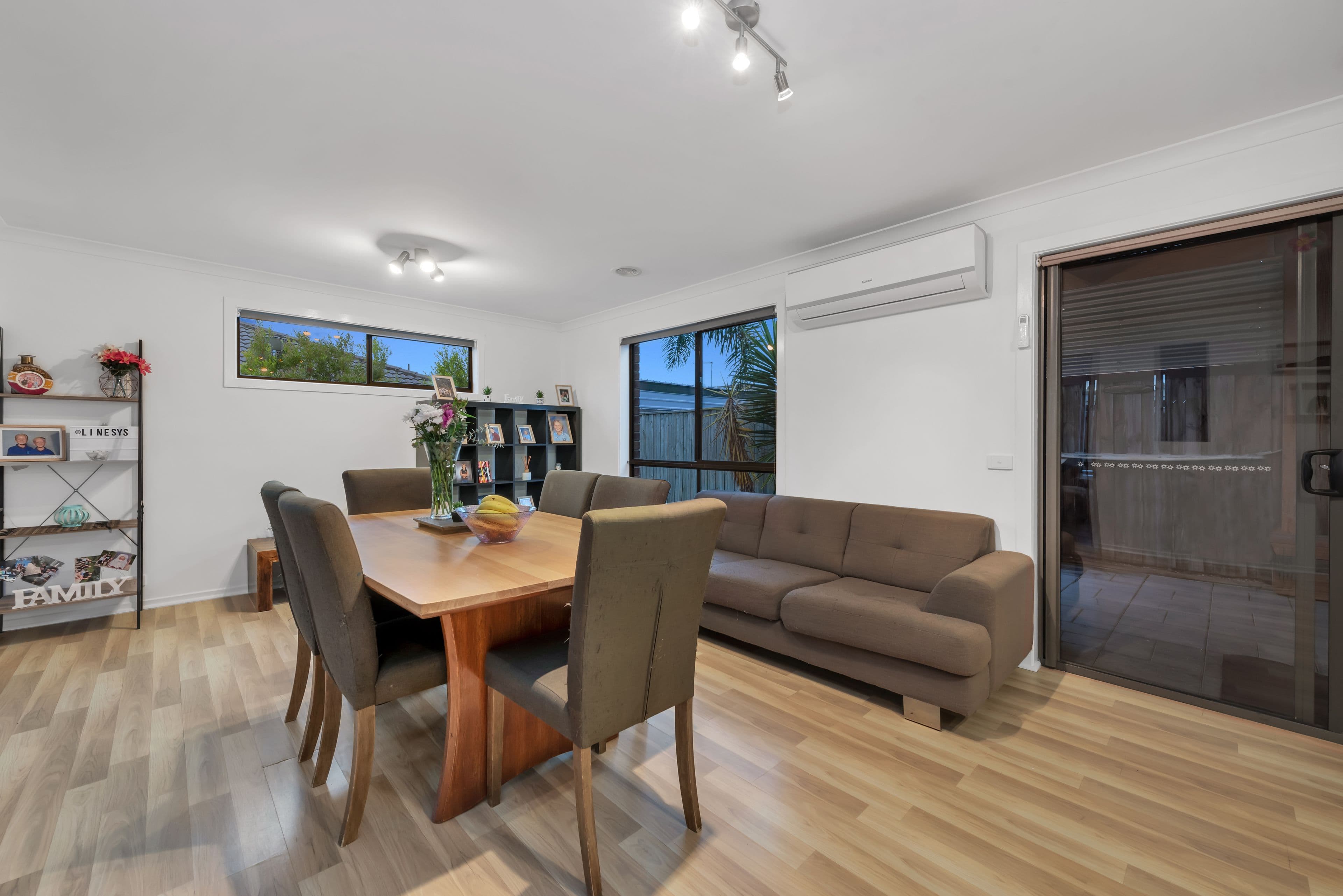 13 Rockford Street, Pakenham VIC 3810, Pakenham - Thumbnail 5