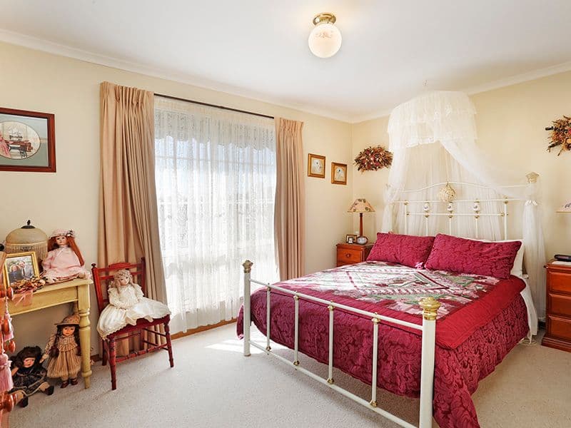 2 Jenolan Avenue, Grovedale VIC 3216, Grovedale - Thumbnail 7