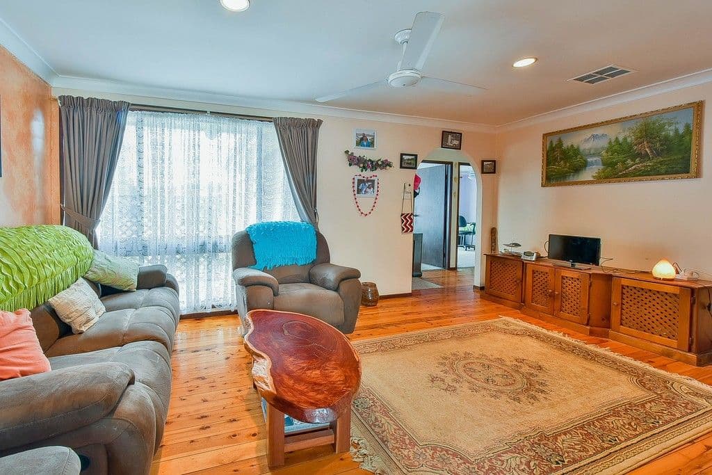 7 Hudson Place, Ingleburn NSW 2565, Ingleburn - Thumbnail 3