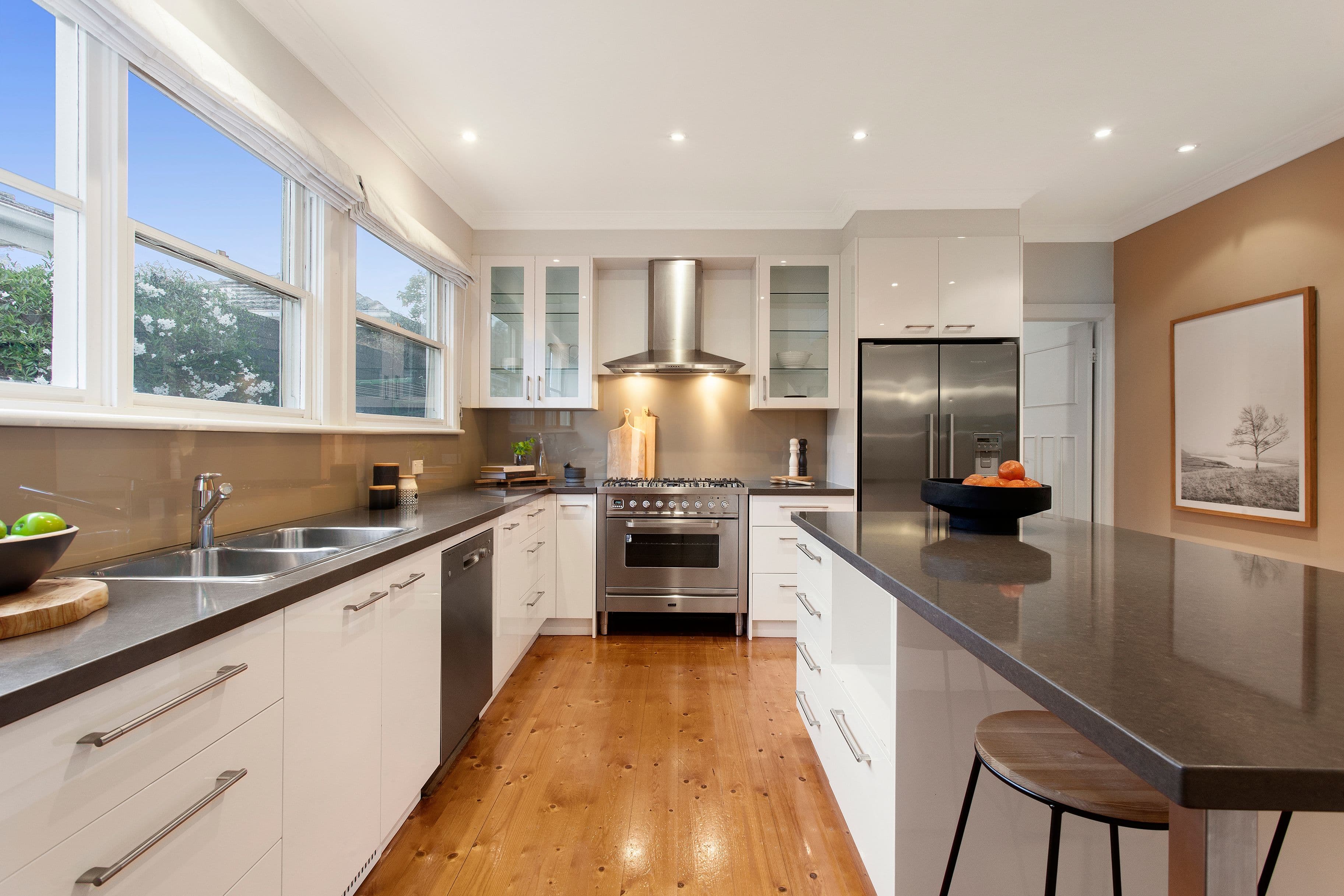 27 Emily Street, Carnegie VIC 3163, Carnegie - Thumbnail 3
