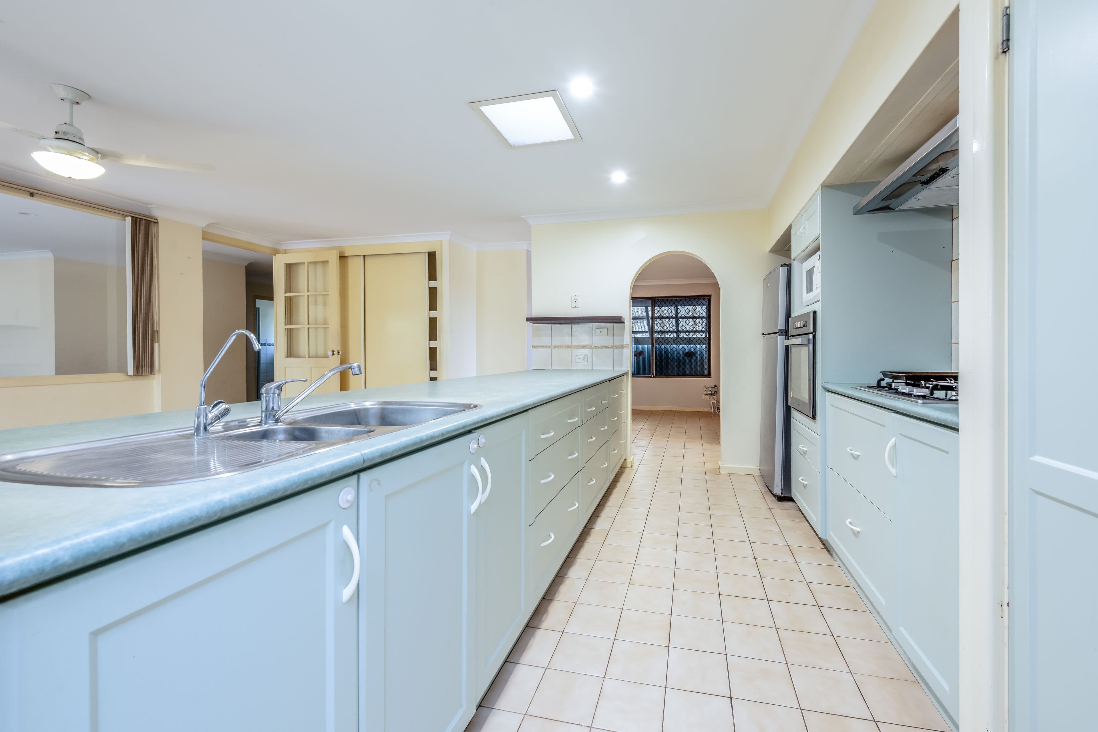 13 Glenview Street, Mount Tarcoola WA 6530, Mount Tarcoola - Thumbnail 7