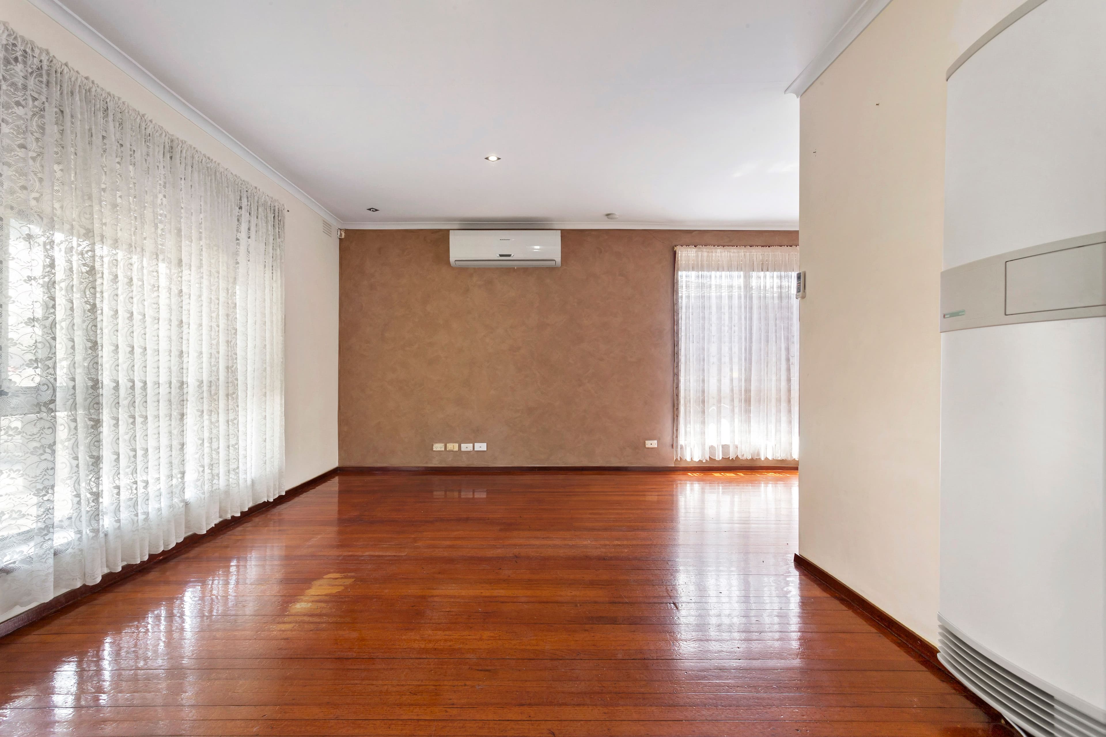 3 Kensington Court, Thomastown VIC 3074, Thomastown - Thumbnail 3