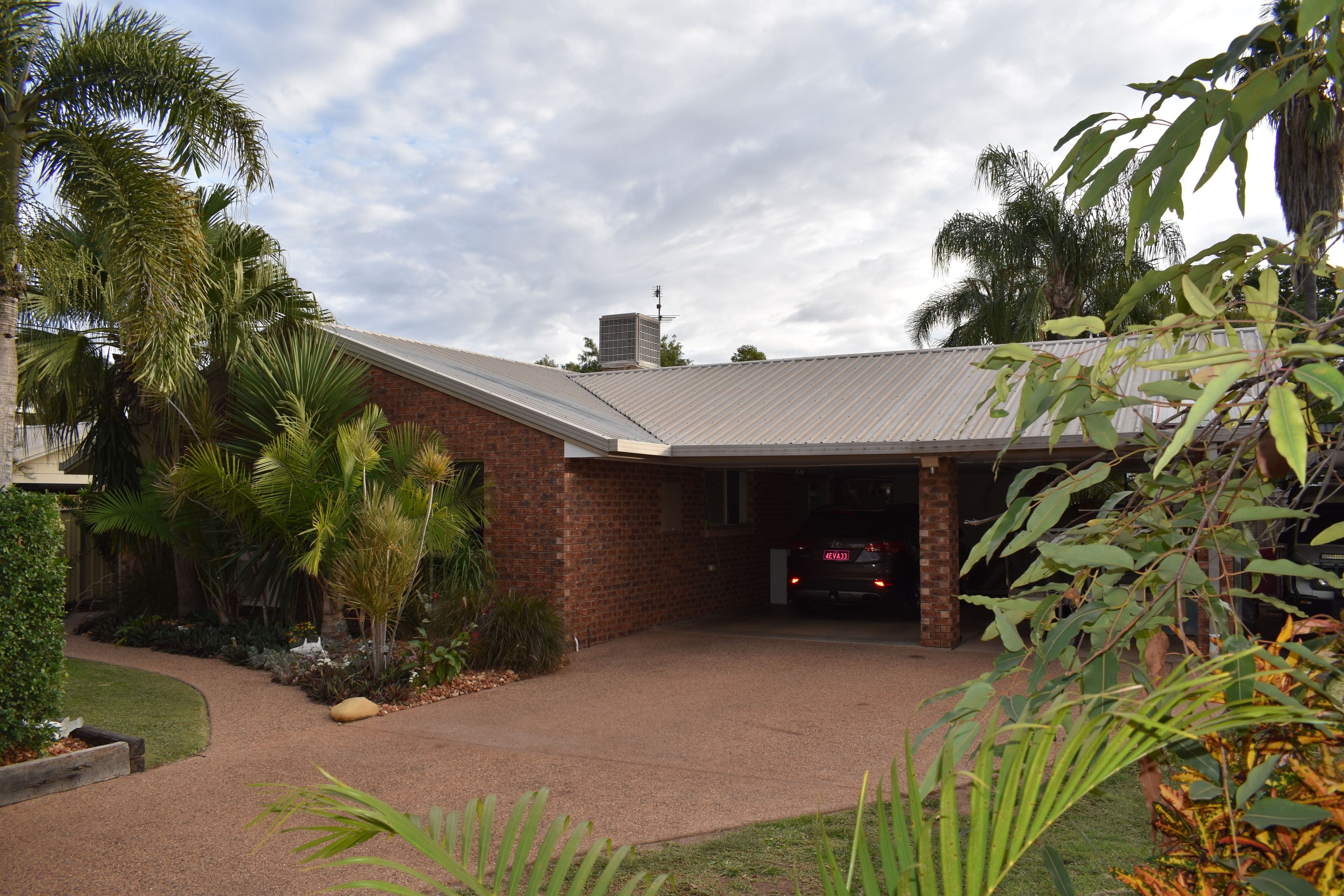 33 Campbell Street, Emerald QLD 4720, Emerald - Image 1