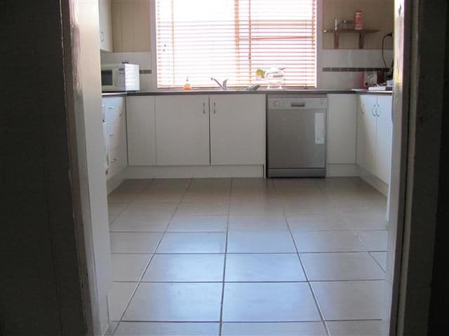 111 Wyndham Street, ROMA QLD 4455, Roma - Thumbnail 4