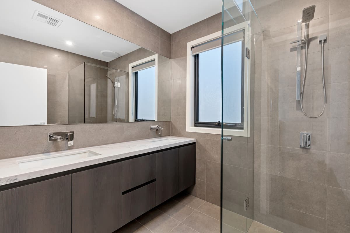 11 Liston Road, Glenroy VIC 3046, Glenroy - Thumbnail 5