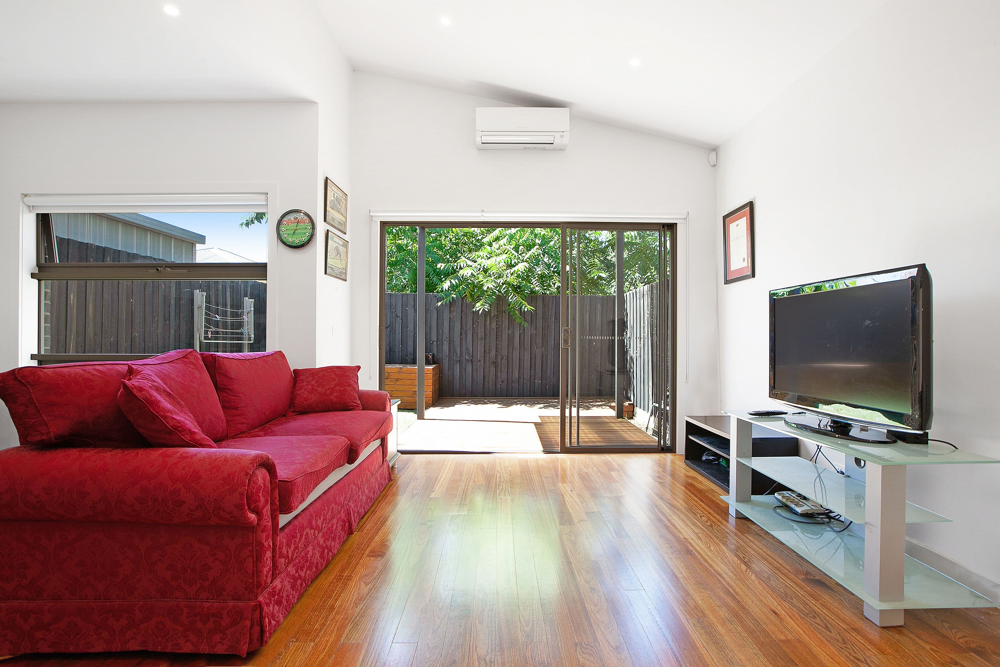 97-99 Whitelaw Street, Reservoir VIC 3073, Reservoir - Thumbnail 2