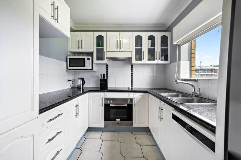 37 Rode Road, Wavell Heights - Thumbnail 3