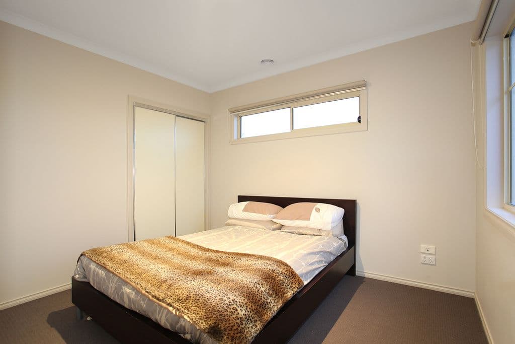 16 Churchill Avenue, CHADSTONE VIC 3148, Chadstone - Thumbnail 6
