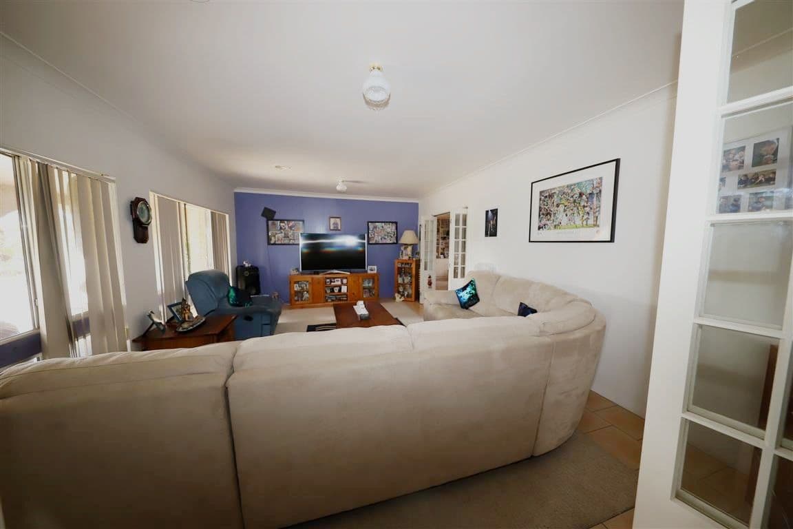 8 Shelley Street, Tumut NSW 2720, Tumut - Thumbnail 4