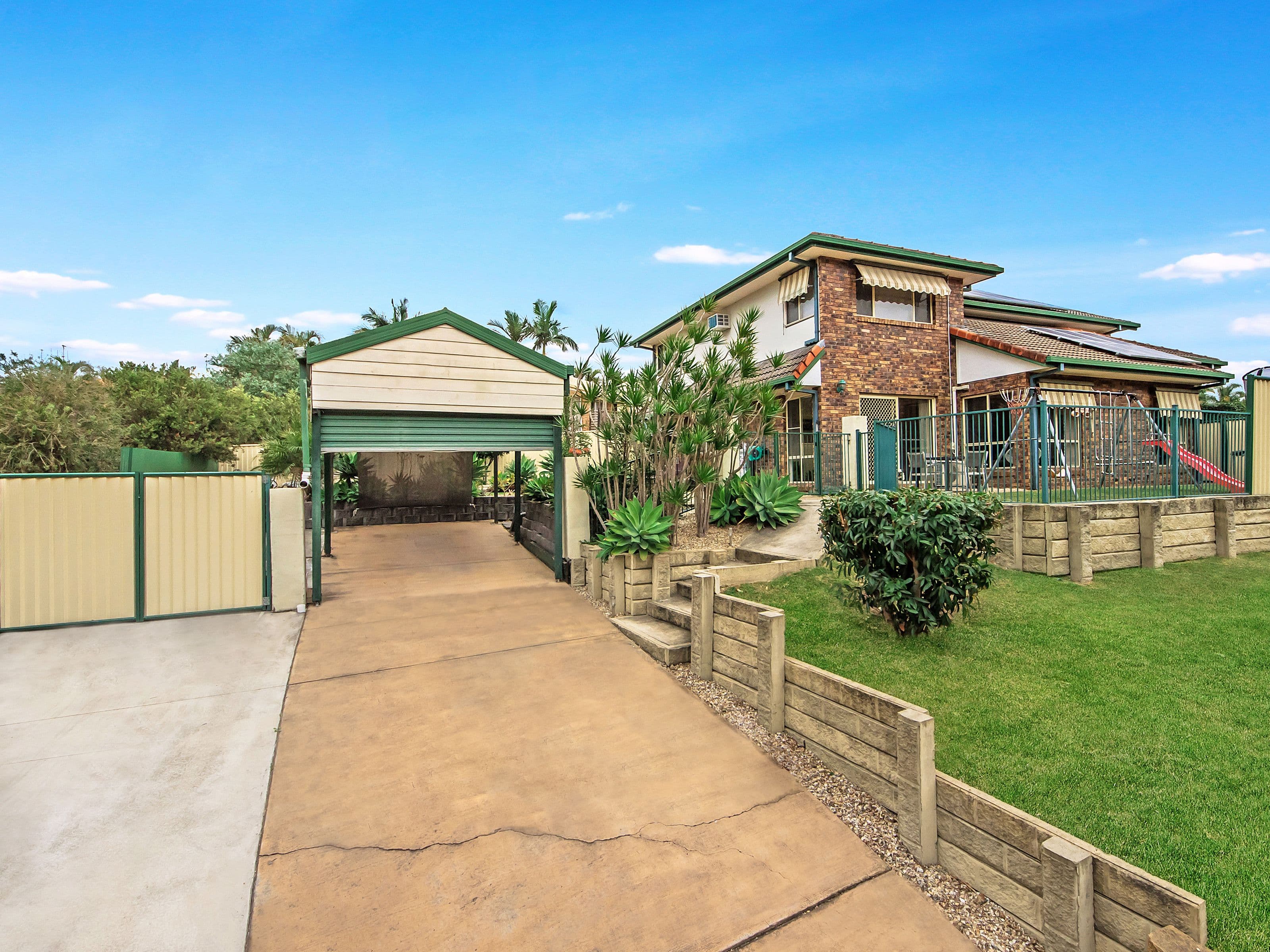 55 Oregon Way, Oxenford QLD 4210, Oxenford - Thumbnail 2