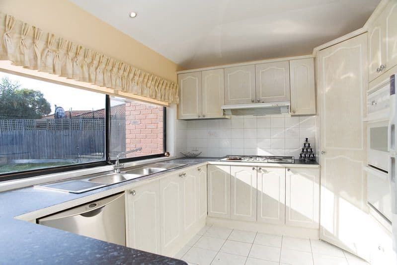 41 Maybury Drive, Mill Park VIC 3082, Mill Park - Thumbnail 3