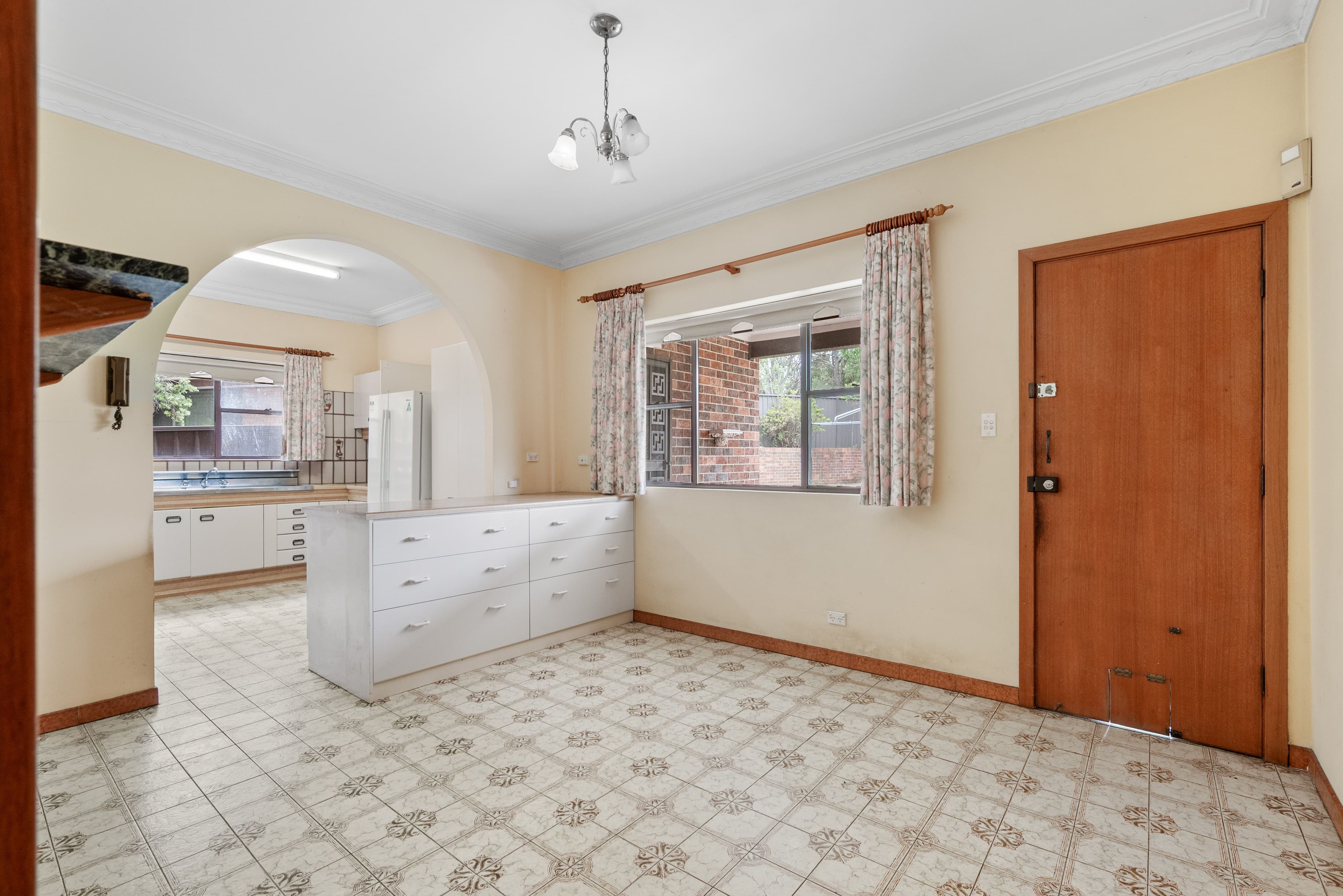 10 O'Malley Place, Glenfield NSW 2167, Glenfield - Thumbnail 5