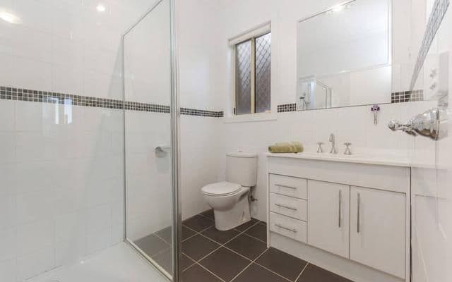 14 Abbington Crescent, Caroline Springs VIC 3023, Caroline Springs - Thumbnail 5